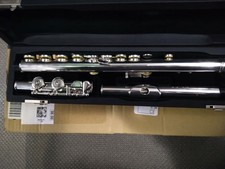 Pearl PF-505 Flute Used With