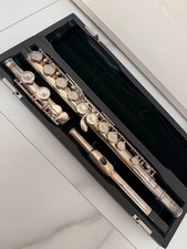Pearl PF-661E Flute Used With